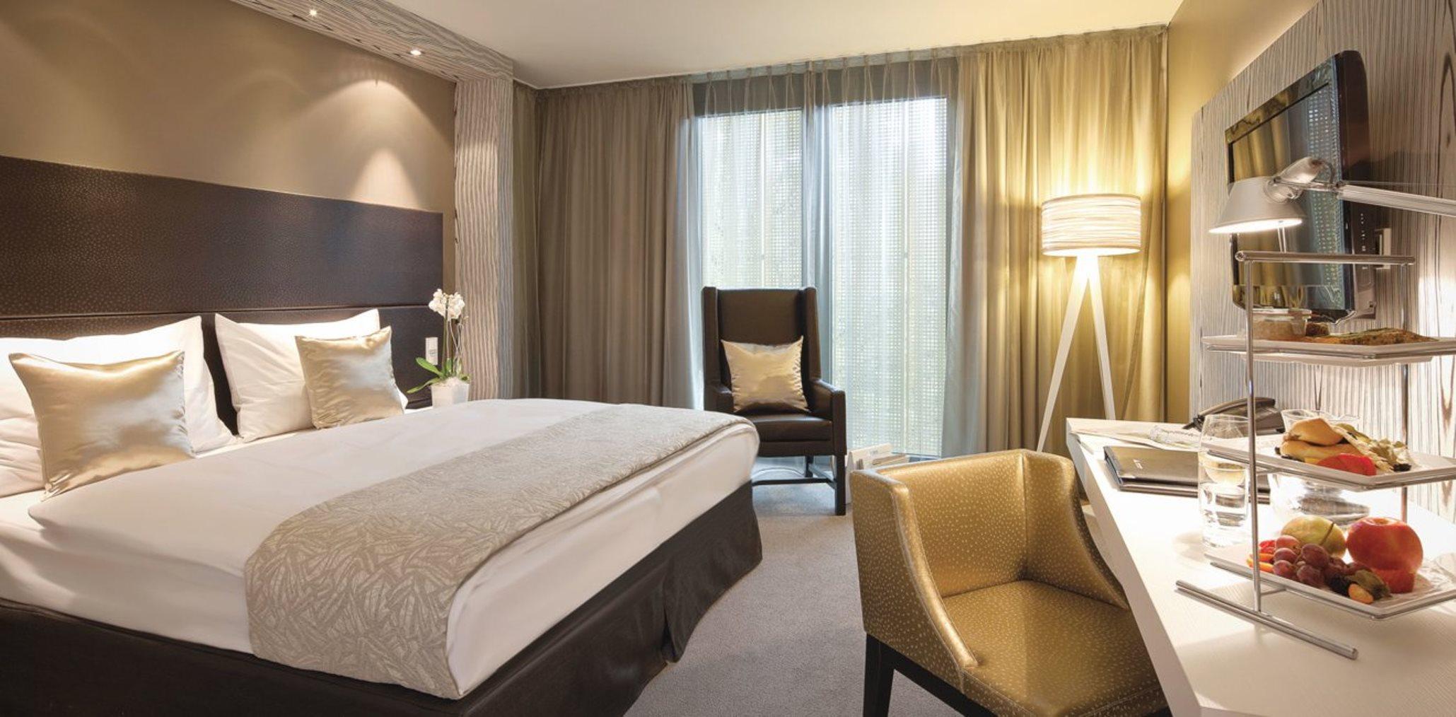 Radisson Blu Park Royal Palace Hotel 4*