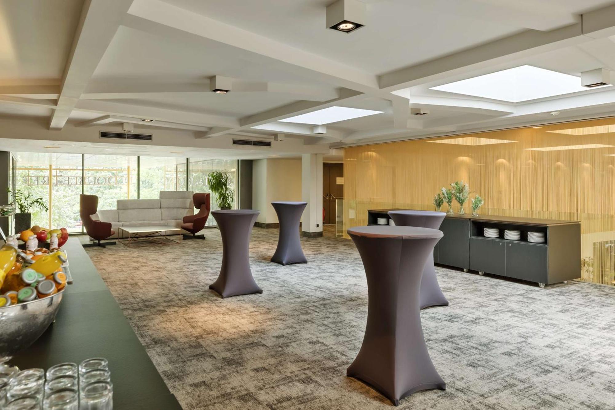 Radisson Blu Park Royal Palace Hotel 4*