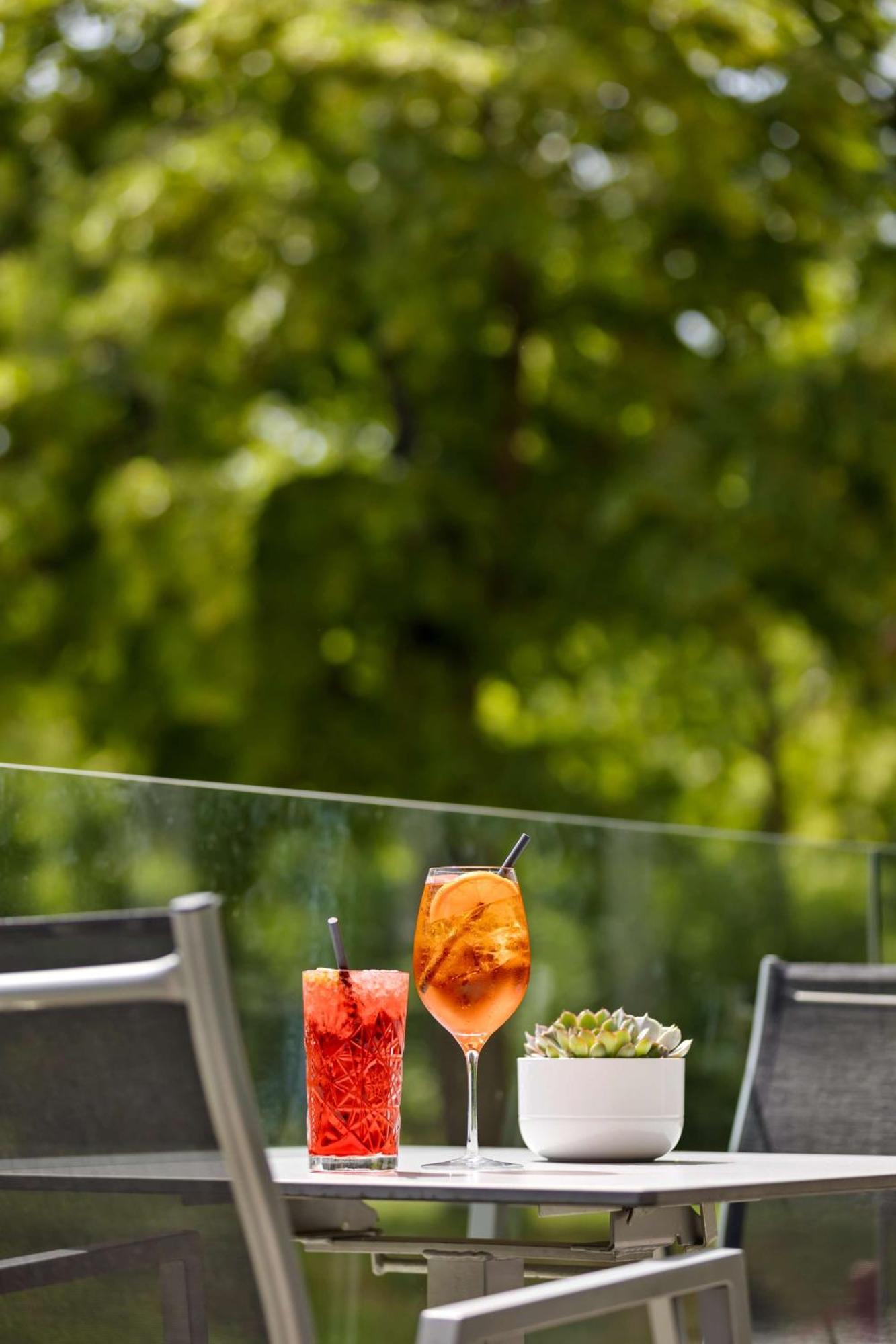 Radisson Blu Park Royal Palace 4*