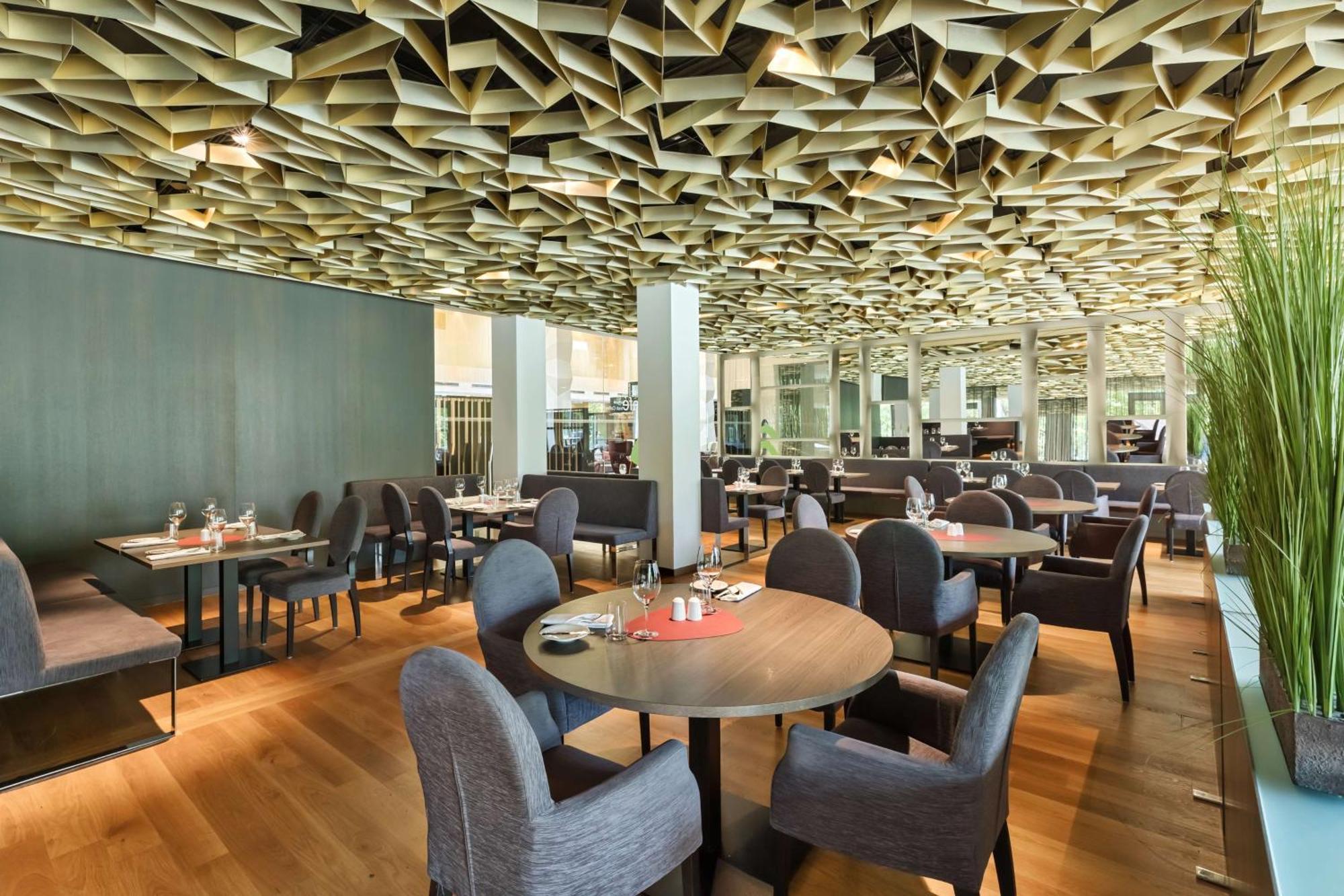 Hotel Radisson Blu Park Royal Palace